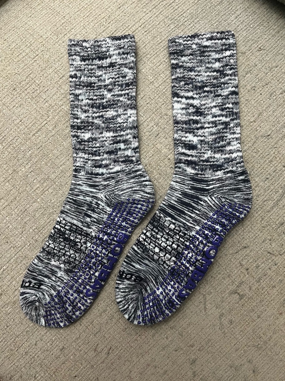 Bombas Women’s Gripper Half Calf Socks Marled Blue M Athleisure Pilates Yoga